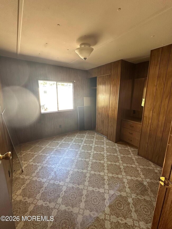 Photo - 20 Maplewood Dr