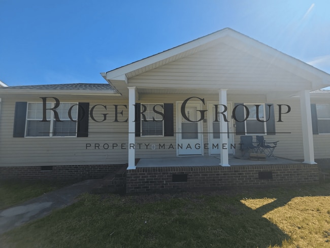 Building Photo - #450 - 607-609 Hicks Mill Rd Duplex Unit 607 Hicks Mill Rd