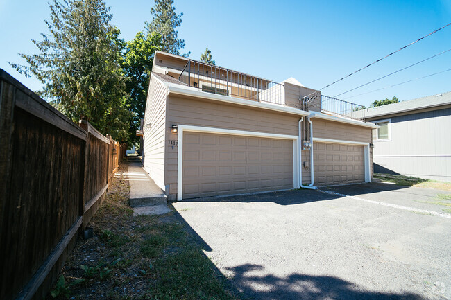 Building Photo - 1115/1117 E 29th Ave Rental