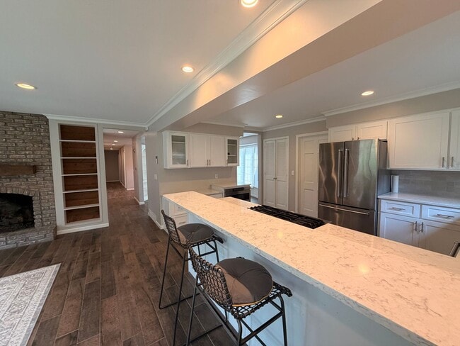 Photo - Forest Hill Schools - executive home