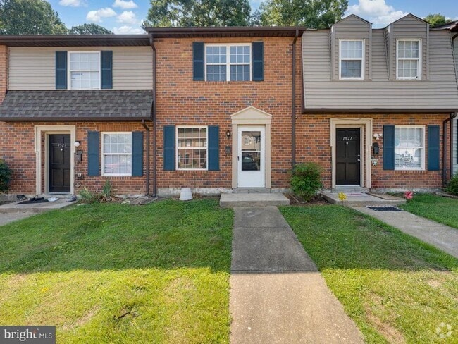 Building Photo - 1525 Stowmarket Ct Rental