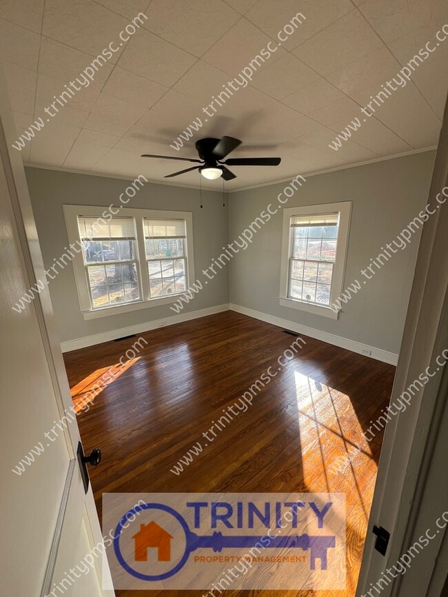 Photo - NEWLY UPDATED!! Ready and waiting for you!