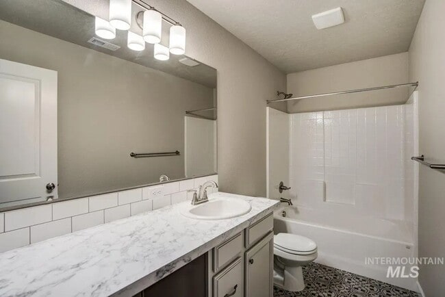 Photo - Must See 3 bed plus a office with a 3 Car ...