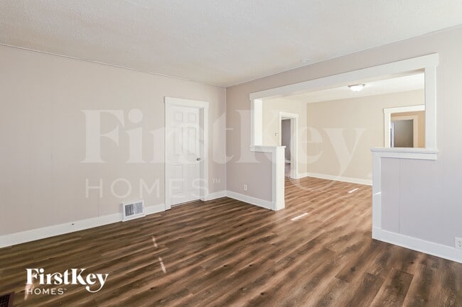 Photo - 2507 Quincy St