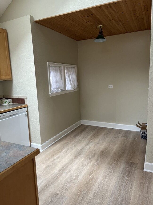 Photo - One of a kind, newly remodeled & landscaped cottage in central Boulder!