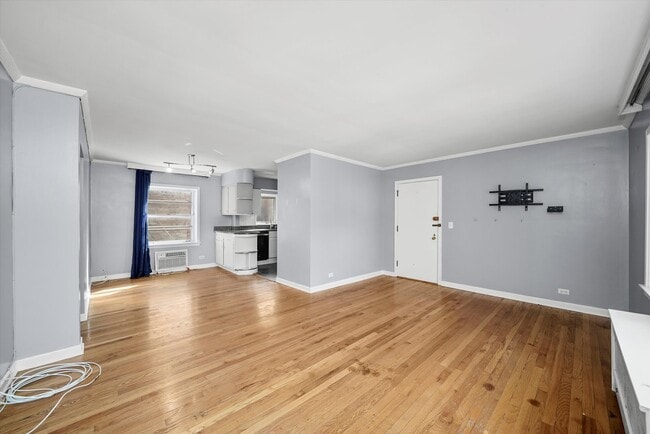 Photo - 1408 Central St Unit 3N
