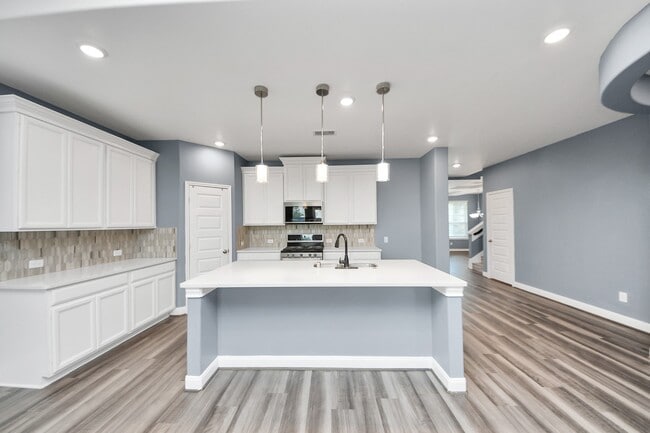 Building Photo - 931 Barstow Dr Rental