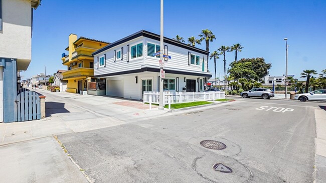 Photo - 6601 Seashore Dr