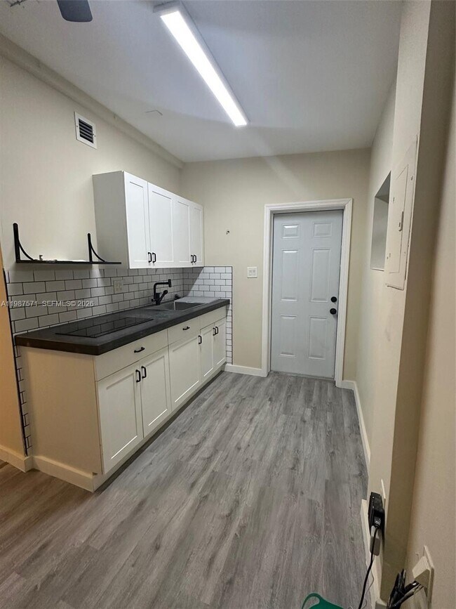 Photo - 1101 NW 32nd Pl Unit Rear