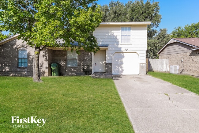 Building Photo - 624 S Waxahachie St Rental