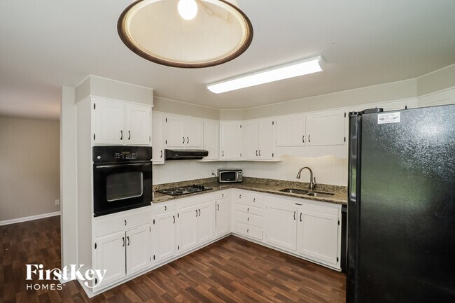 Photo - 2706 Northampton Dr