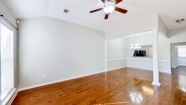 Photo - Beautiful Low Maintenance Executive Town Home Close to Gate 2 Fort Gordon