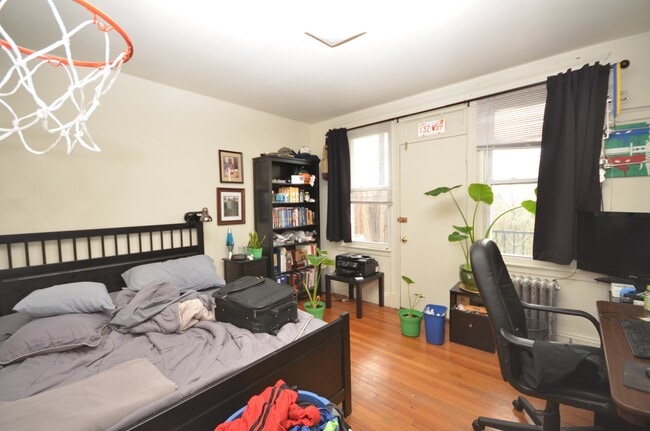 Building Photo - 1714 Commonwealth Ave Unit 17 Rental