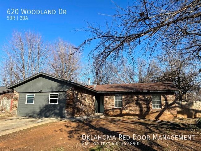 Building Photo - 620 Woodland Dr Rental