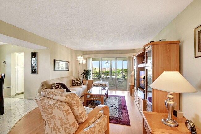 Photo - 3836 Via Poinciana Unit 601