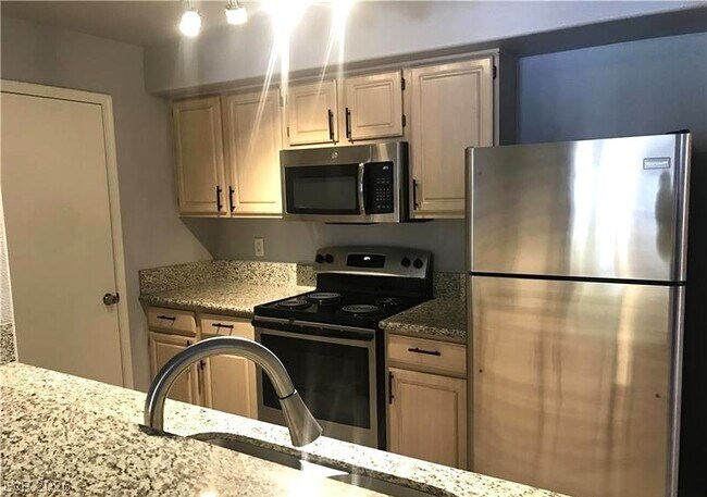 Photo - 555 E Silverado Ranch Blvd Unit 1157