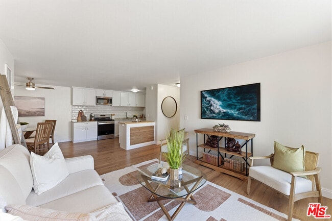 Building Photo - 2470 Bolker Dr