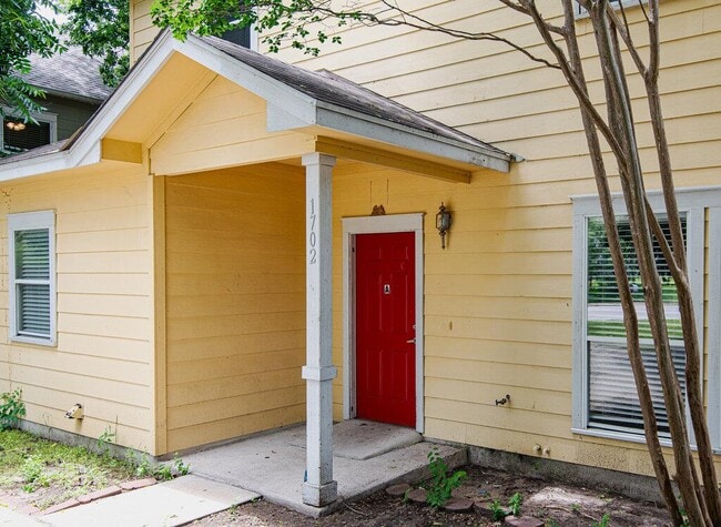 Photo - 1702 Singleton Ave