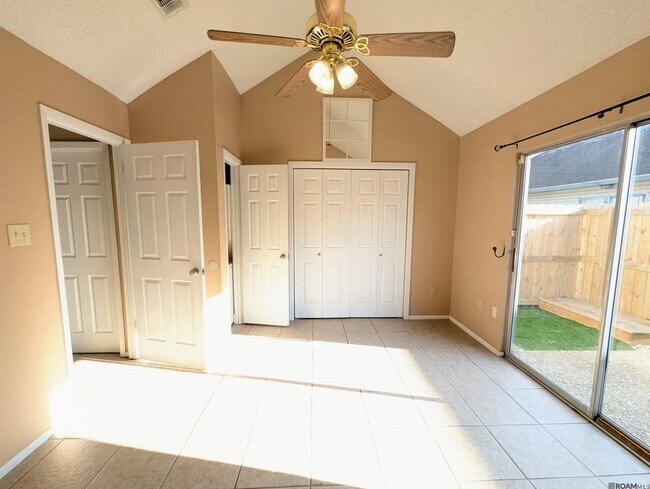 Photo - 402 Lee Dr Unit 3c