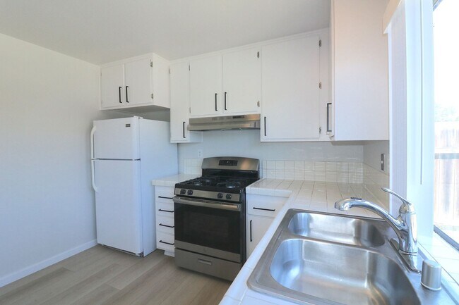 Photo - Come check out this 2/2 house in Mira Mesa...