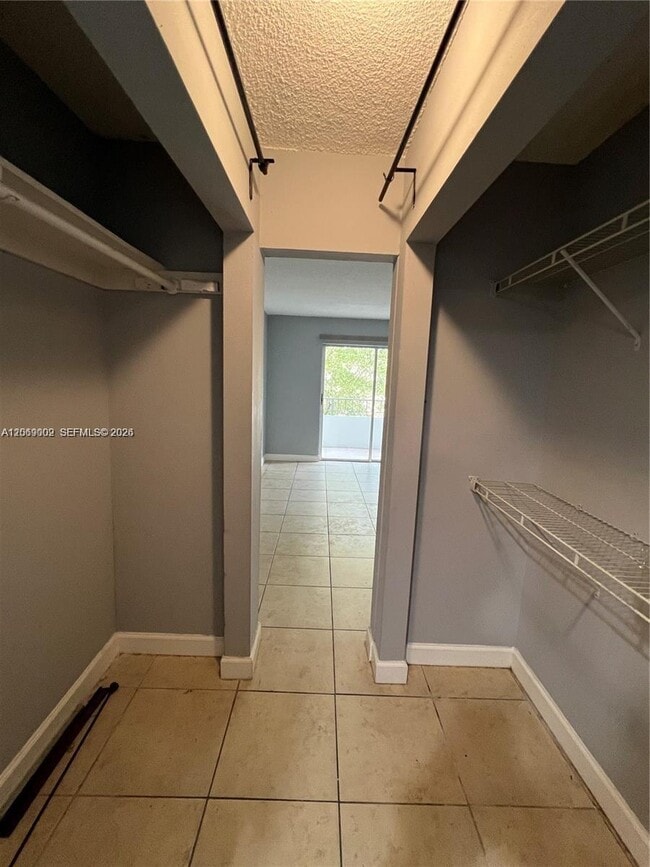 Photo - 1610 Lenox Ave Unit 409