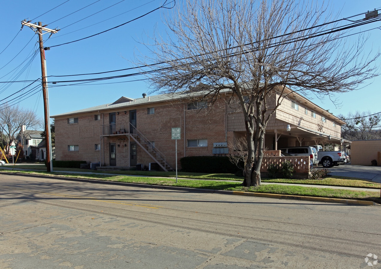 Photo - Parkwood Terrace
