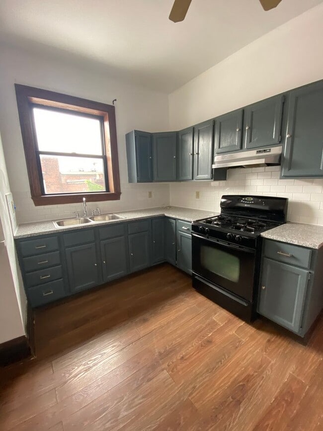 Photo - 1309 E Carson St Unidad 3