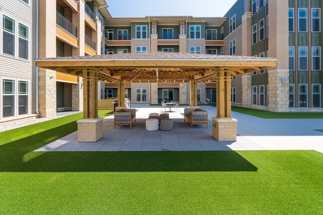Prado Apartments - Oak Creek, WI | ForRent.com