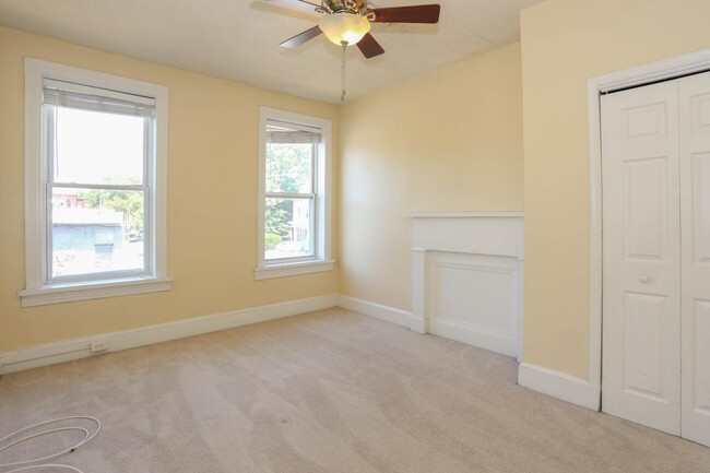 Photo - 1555 4th St NW Apartamentos Unidad #2