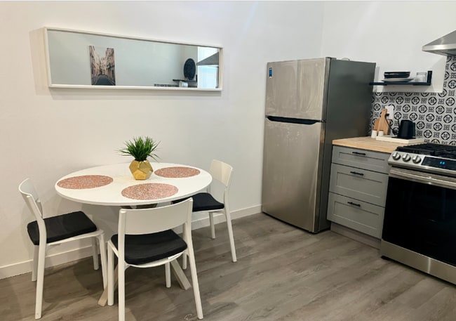 Photo - 800 W Baker Ave Unit ADU