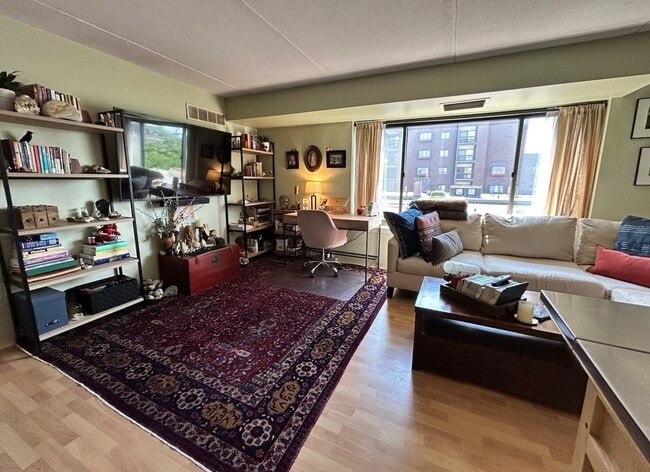 Photo - 1243 Beacon St Unit 6E