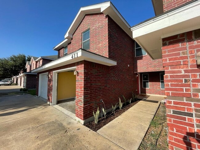 Building Photo - 411 N 48th St Rental