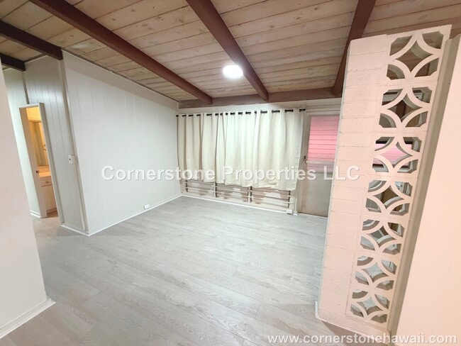 Photo - 1558 Hoonipo St
