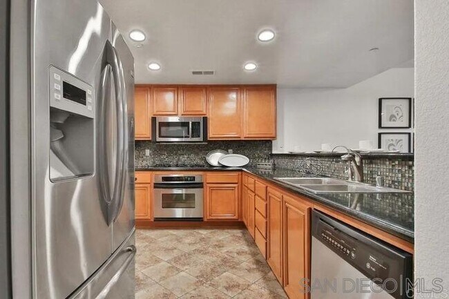 Photo - 1501 India St Unit 402