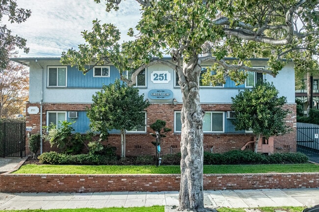 Alternate - Green Leaf Apartments