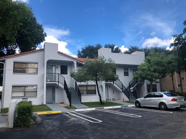 Building Photo - 11635 Royal Palm Blvd Unit 11635
