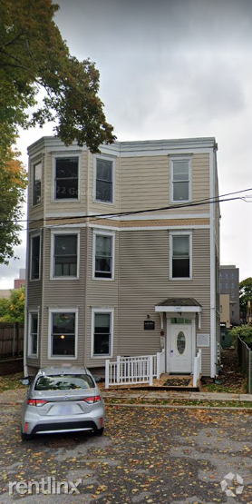 Building Photo - 3 br, 2 bath Triplex - 9 Gardner Ter 1 Rental