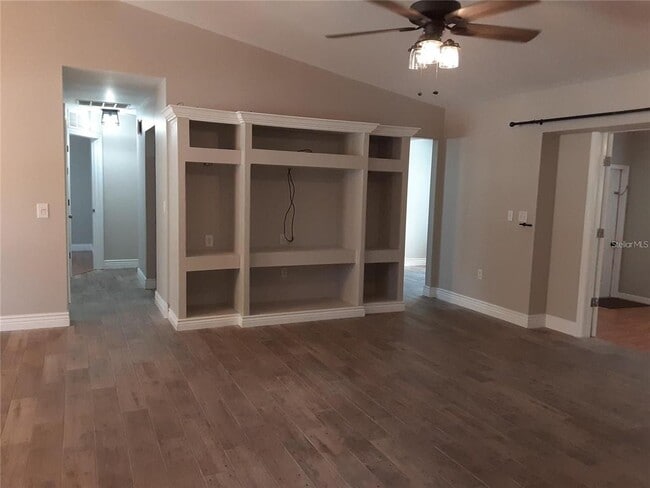 Photo - 5619 Colonial Oaks Blvd