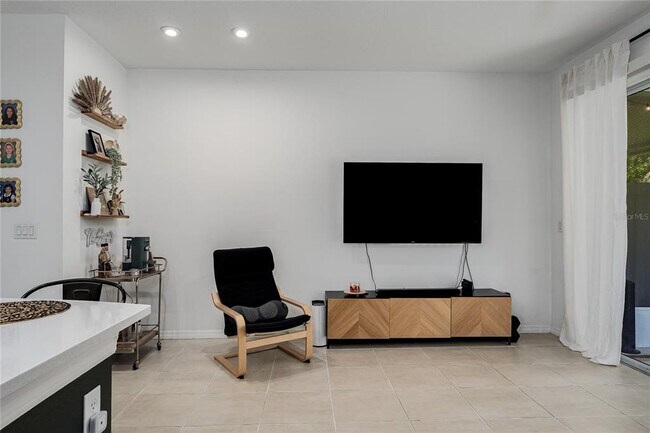Photo - 10348 Oakside Dr