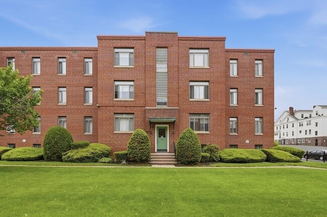 Building Photo - 20 Ashland St Unit 3L