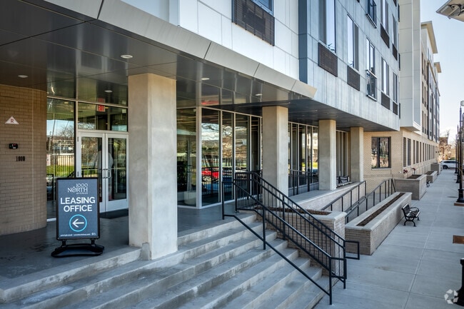 Entrance - 1000 North Ave