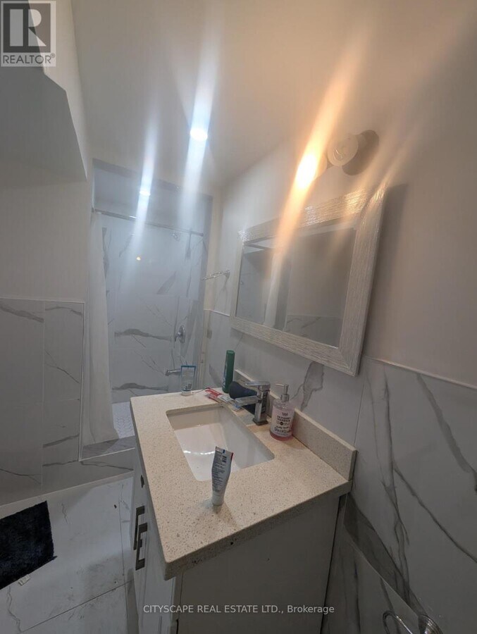 Photo - 38 Jeffton Crescent