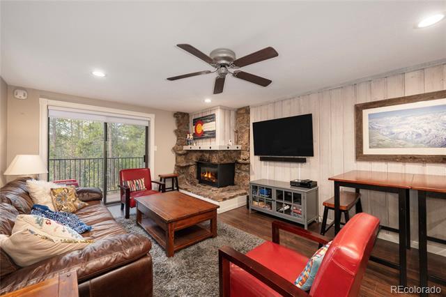 195 Village Dr Unit 6-22