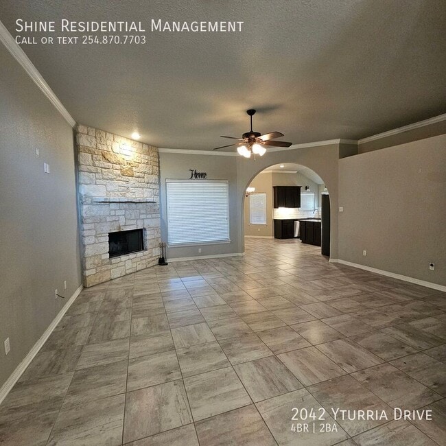 Photo - 2042 Yturria Dr