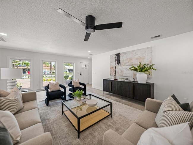 Photo - 6709 Cardinal Dr S