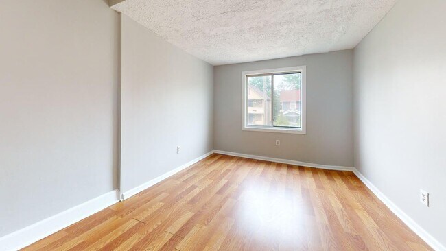 888 Rondel Rd