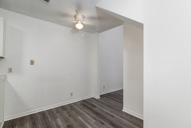 Photo - 801 Burcale Rd Unit K6