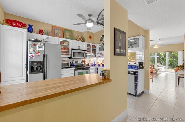 Photo - 1041 Kokomo Key Ln