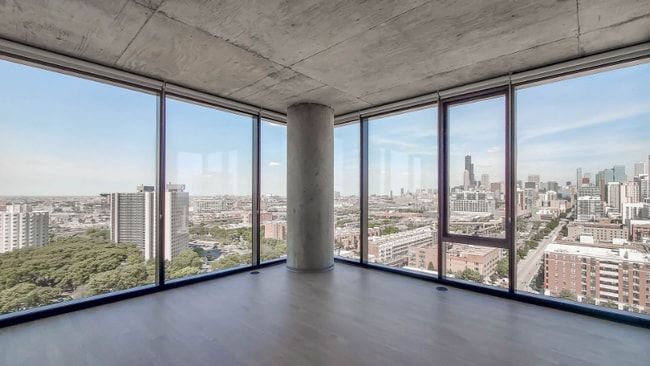 Building Photo - 2100 S Wabash Ave