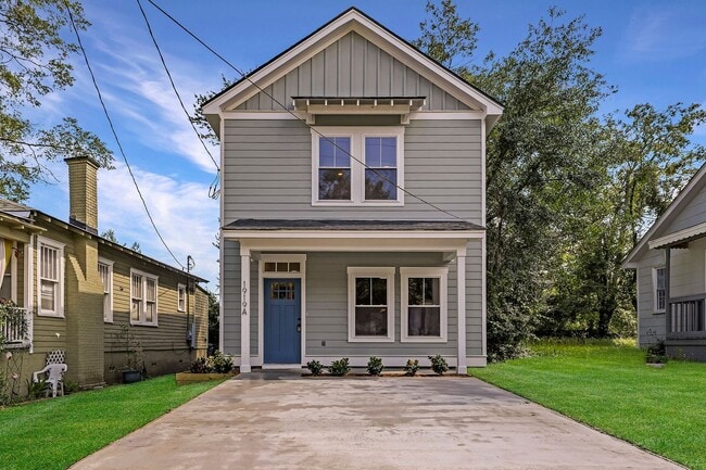 Building Photo - Twickenham Beauty Rental